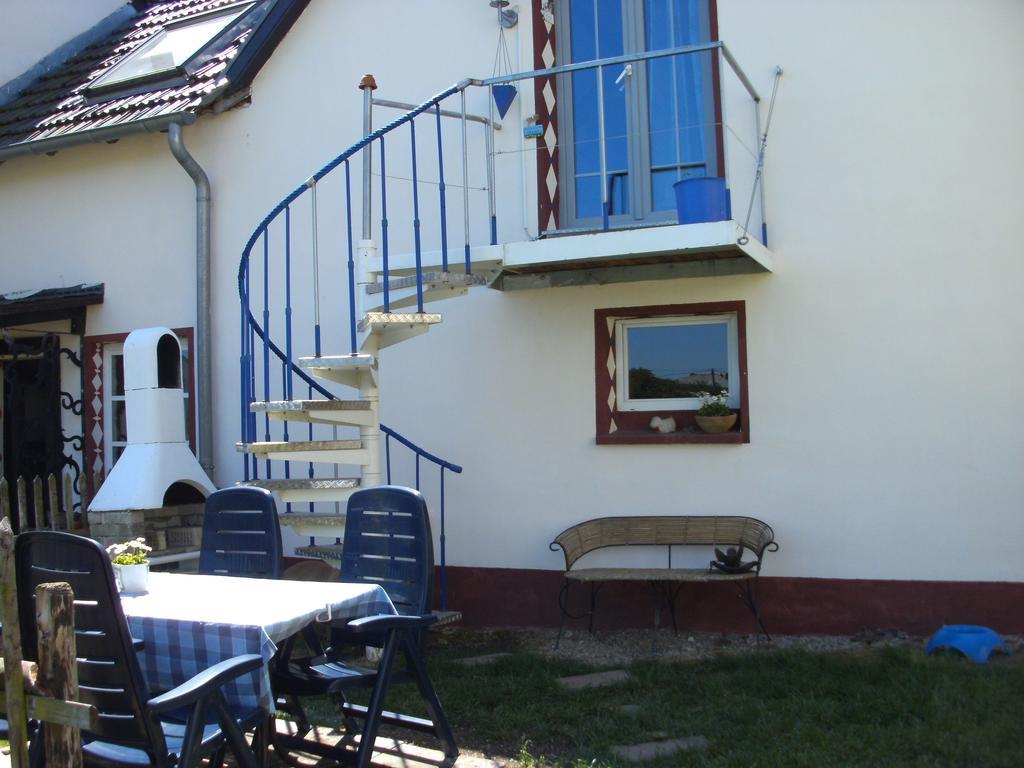 Haus Klara Mannebach (Vulkaneifel) Exterior foto